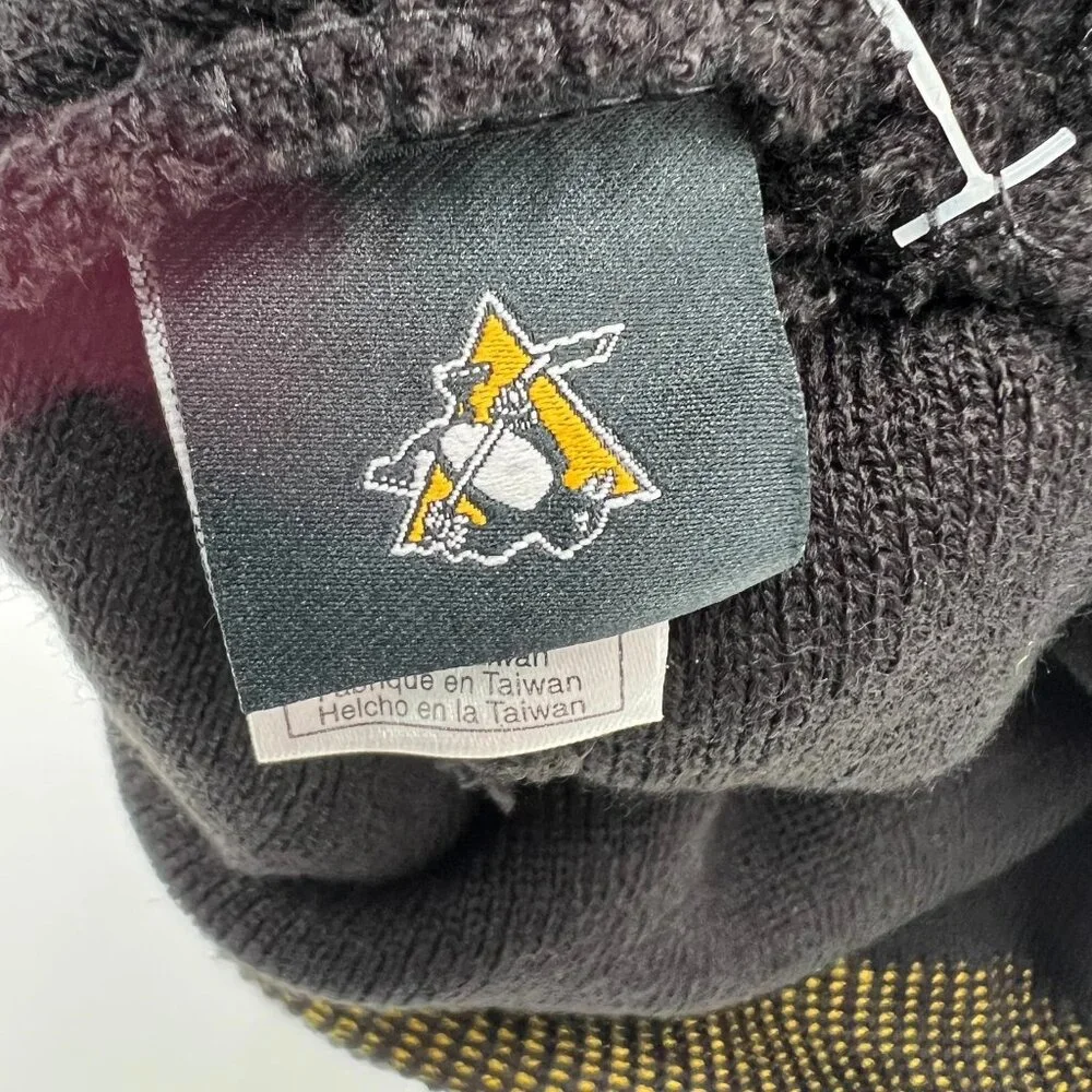 Adidas Unisex Black Yellow Knit Pittsburgh Penguins NHL Winter Beanie‎ Hat NWT
